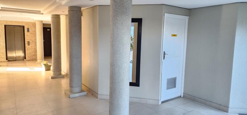 2 Bedroom Property for Sale in Milnerton Central Western Cape